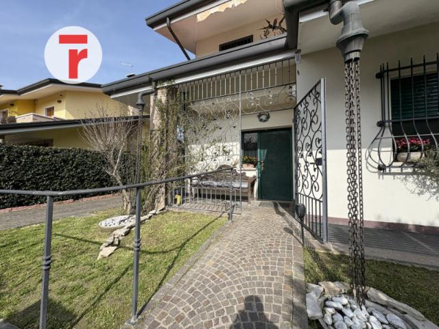 Bi/Tri/Quadrifamiliare in Vendita a Padova