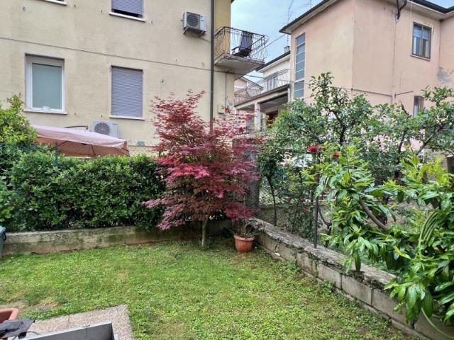 Bi/Tri/Quadrifamiliare in Vendita a Vicenza