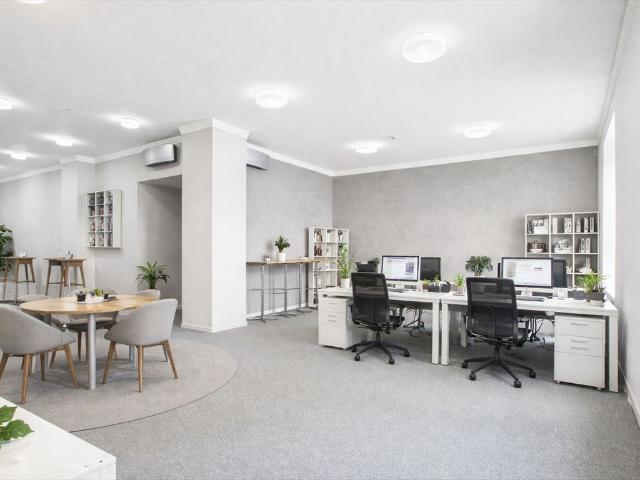 Biuro 110 m2 w centrum Warszawy, w historycznym budynku