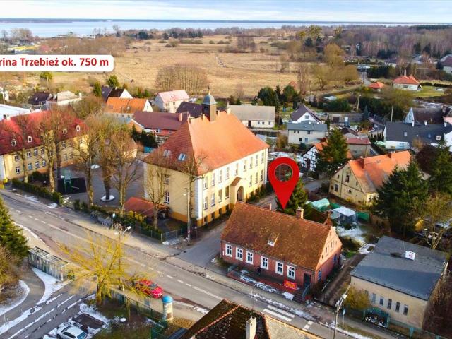 Biuro do wynajęcia w Trzebież z 6 pomieszczeniami i możliwością aranżacji