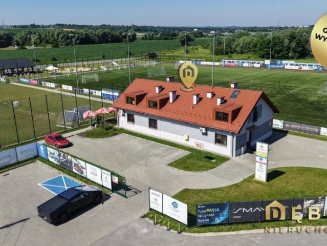 Biuro do wynajęcia woj. małopolskie. Niepołomice, 13 500 PLN, 135,00 m2