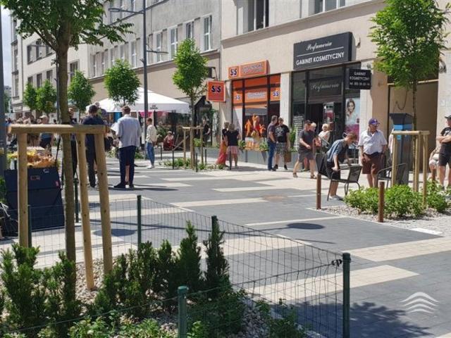 Biuro do wynajęcia woj. pomorskie. Gdynia, Śródmieście, ul. A. Abrahama, 5 000 PLN, 45,50 m2