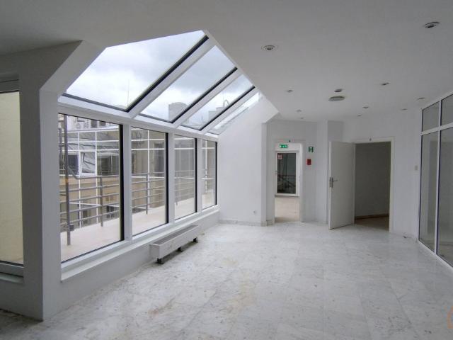 Biuro na wynajem 250 m2 w centrum Warszawy, klimatyzacja!