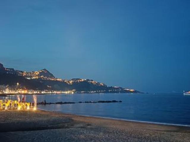 Bivani a Giardini Naxos