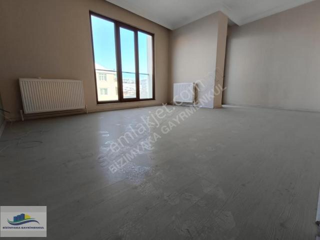 Bizim Yakadan Safa Mh Satilik 2+1arakat