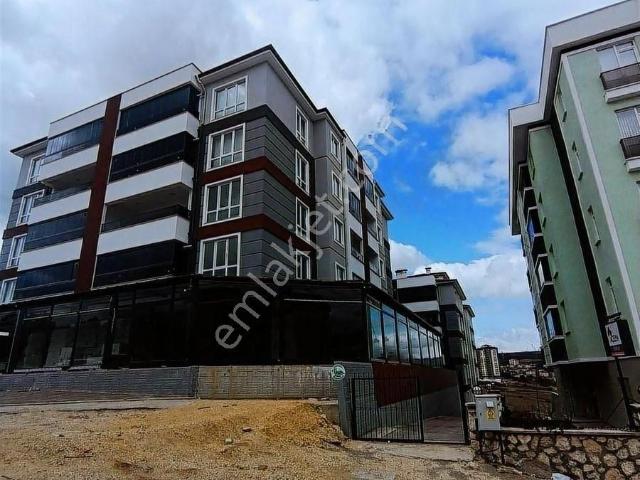 Bizim Emlaktan Tosya Yolunda Yuksek Giriş Eşyalı 2+1