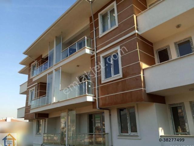 Bizim Emlaktan Ataçkent Yakını Satılık Daireler