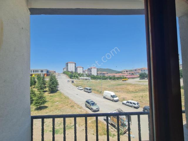 Bizim'den Acil Ara Kat Asansörlü Yapılı Şok Fiyat !