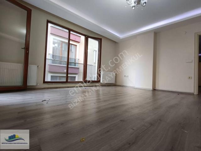 Bizimyakadan Merkezde, 4+1 Arakat Dx,eminevime Uygun