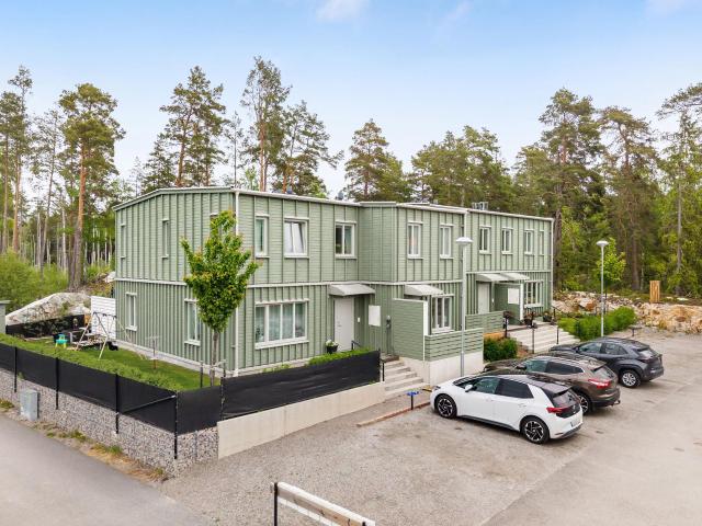 Björnbärsstigen 8c