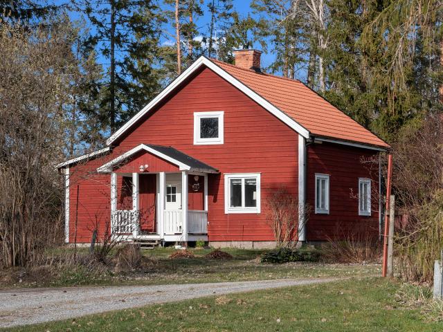 Bjurnäs Kraftbackstorp 1