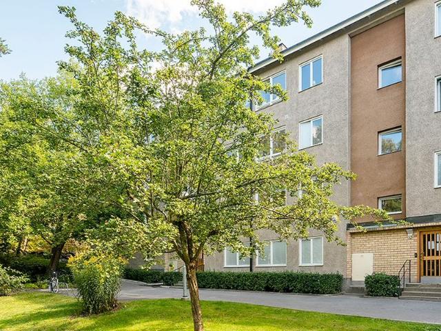 Bjursätragatan 130, Rågsved