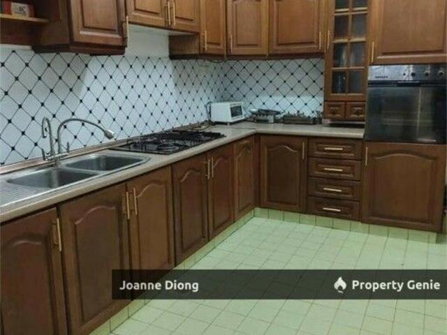 BK4 Bandar Kinrara Double Storey Terrace House