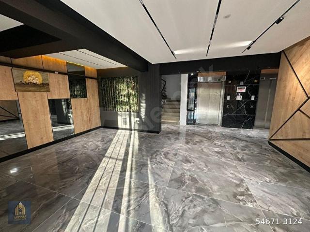 BOŞAKPINAR EMLAK OFİSİNDEN AKPINAR MAHALLESİNDE ORMAN MANZARALI LUKS YAPILI SATILIK DAİRE