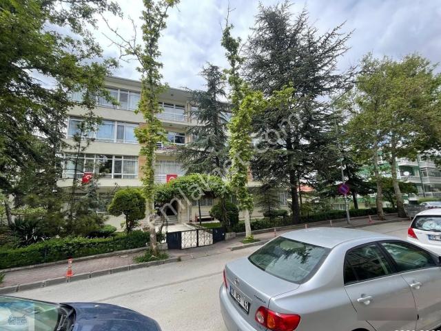Boğaz Sokağın Başında 3+1 Manzaralı 120m2 1. Katmerkezi Isınma