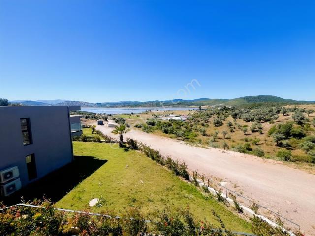 Boğaziçi Kuş Cennetine Komşu Lagoon Bodrumda 2+1 Balkonlu