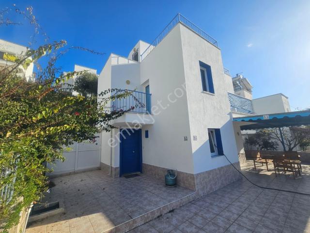 Boğaziçi'nde Satılık Villa Göl Manzaralı Müstakil 2+1 Dubleks