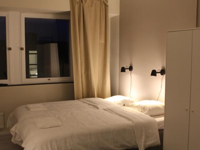 Bo i ett hotellrum