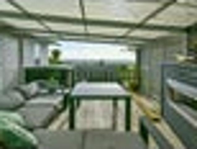 Bombay, 4 bedrooms, $900 pw