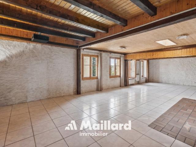 Bonvillars Authentique 6.5 pièces de 200 m² avec balcon