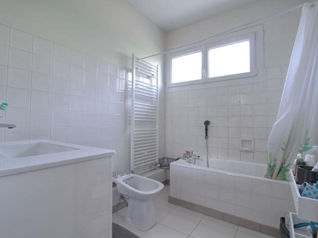BON ENCONTRE Maison de type 5 de 121m² habitables avec balcon, jardin et garage