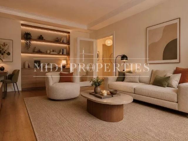 Bon Marché / Cherche Midi, 58 m², 2 pièces, RDC