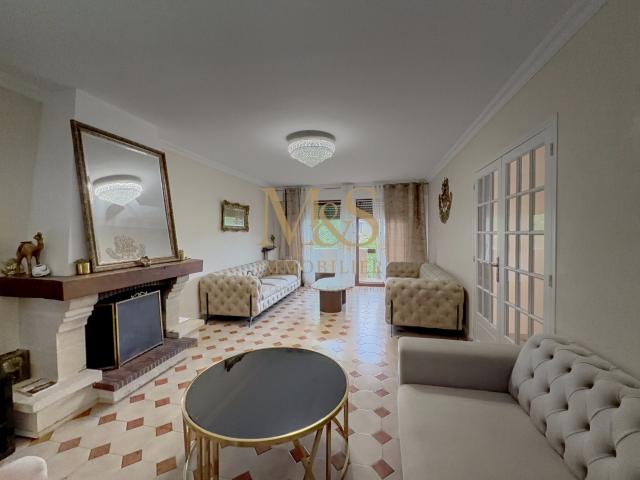 BONDY SUD Maison familiale 7 pièces de 180m2 avec garage et jardin