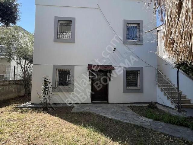 Bonema'dan Turgutreis'de Merkezi Konumda Kiralık 4+2 Geniş Daire