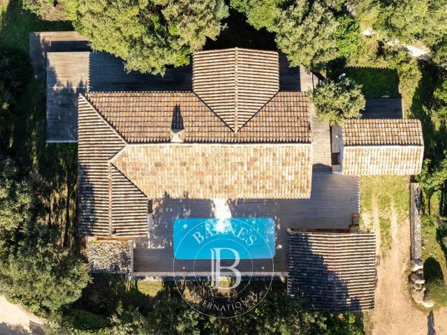 Bonifacio, Bergerie, Piscine, 3 chambres 160m² Bonifacio
