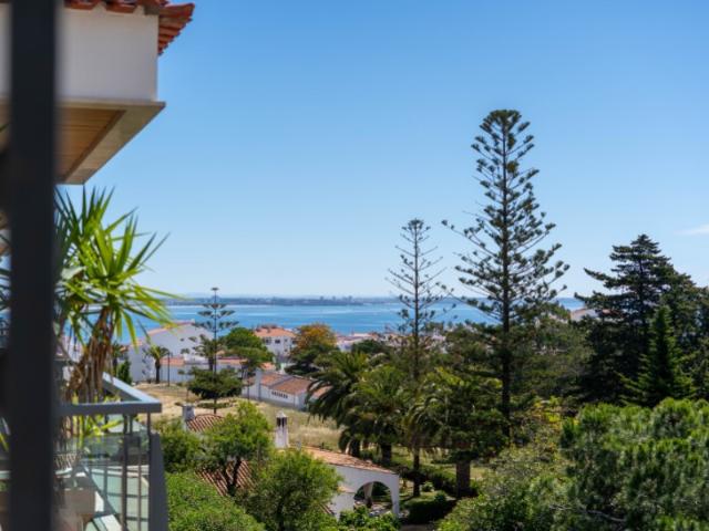 Bonito apartamento com vista para o mar