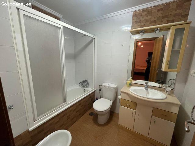Bonito apartamento de 3 dormitorios con garaje y trastero a 100 m de la Playa