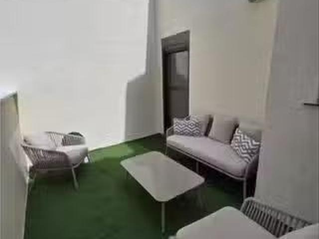 Encantador Apartamento de 2 dormitorios en alquiler en Cuatro.