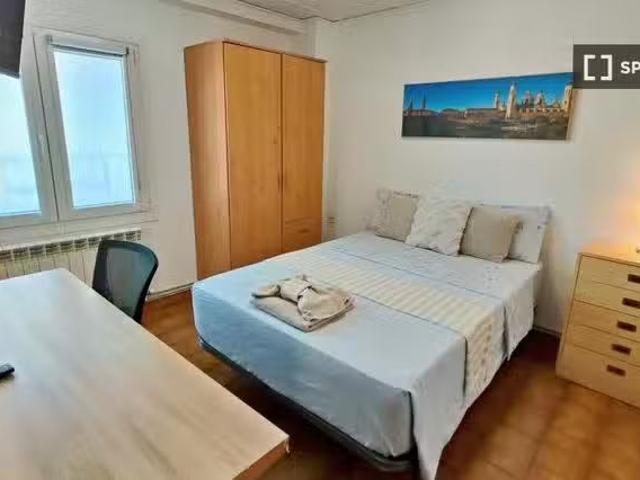Encantador Apartamento en Calle de Martín el Humano, Zaragoza
