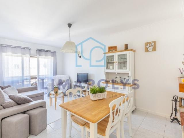 Bonito apartamento T1 com terraço privado