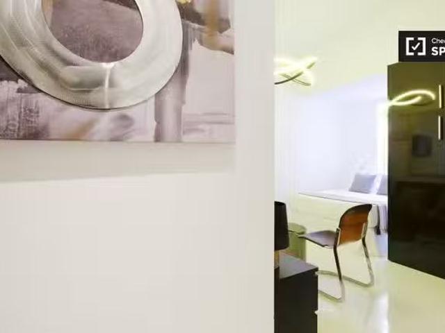 Único Elegante estudio en alquiler en La Latina, Madrid