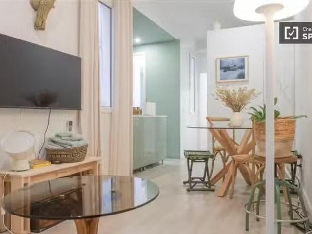 Único Estudio en alquiler en Embajadores, Madrid