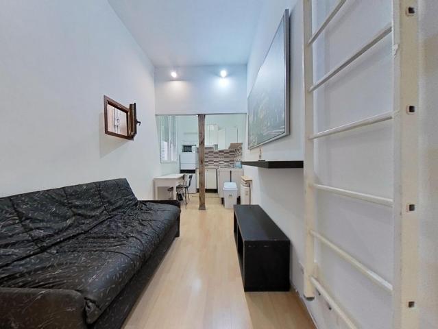 BONITO ESTUDIO EN CALLE ATOCHA!