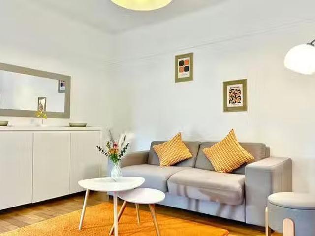 ¡En alquiler! Estudio en Rue Arthur Auger