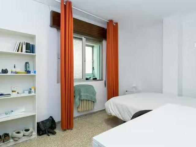¡Recién llegado! Habitación en Ancha de Gracia, Camino de Ronda
