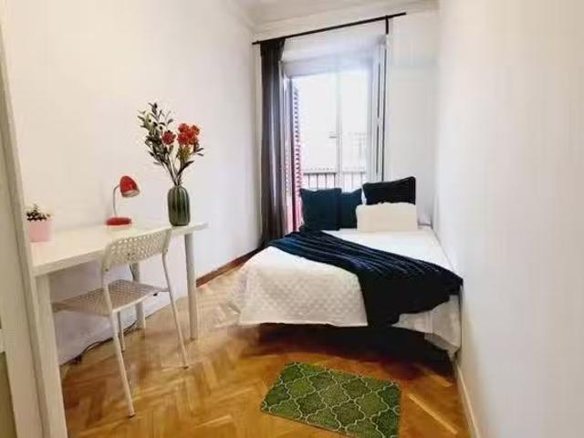 ¡Renta! Habitación en Calle de Toledo