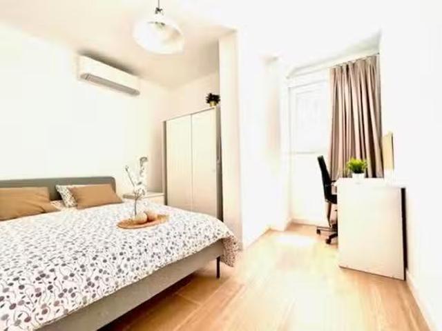Nuevo Habitación en Calle de Toledo, Palacio