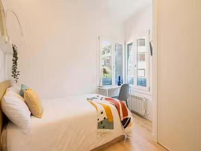 Nuevo Habitación en Calle de Alburquerque