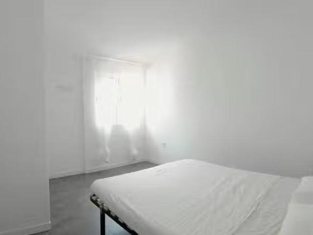 Nuevo Habitación en Calle de Antonio Zamora, Puerta del Ángel