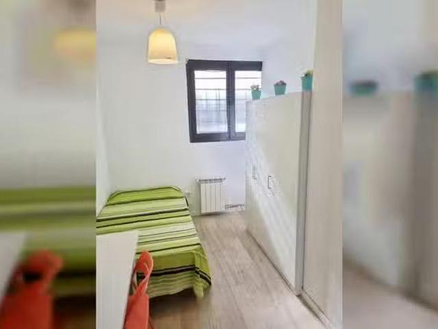 Acogedor Habitación en Calle de Hilario Sangrador, Lucero