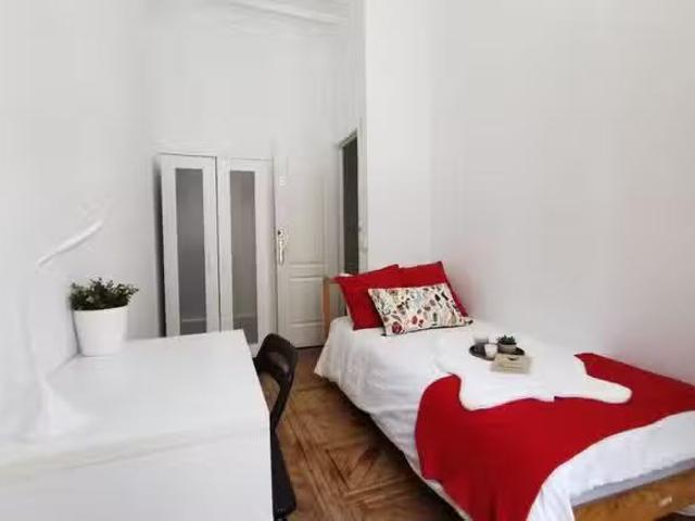 ¡Recién llegado! Habitación en Calle de Preciados