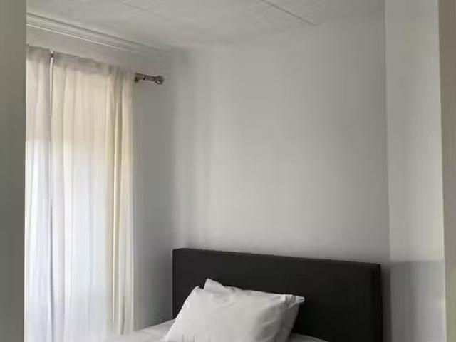 Nuevo Habitación en Carrer Algol, Ciudad de Asís