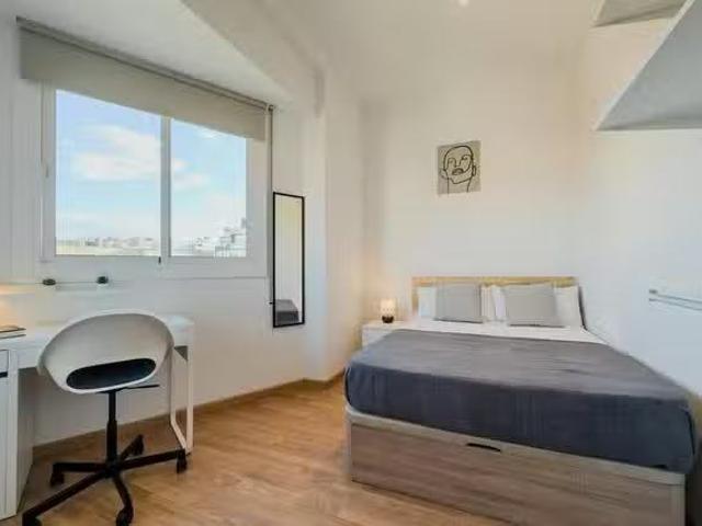 Barato Habitación en Carrer d'Occident