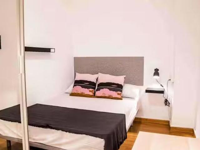 Bonito Habitación en Carrer de Castelló