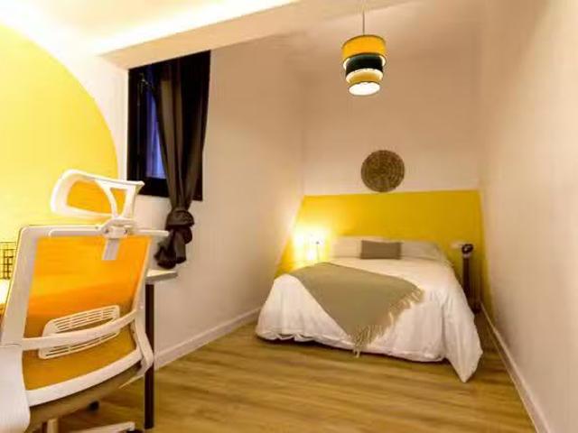 Bonito Habitación en Carrer de la Mercè, El Gòtic