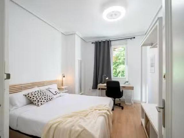 ¡En alquiler! Habitación en Carrer de Sant Vicent Màrtir, Arra.
